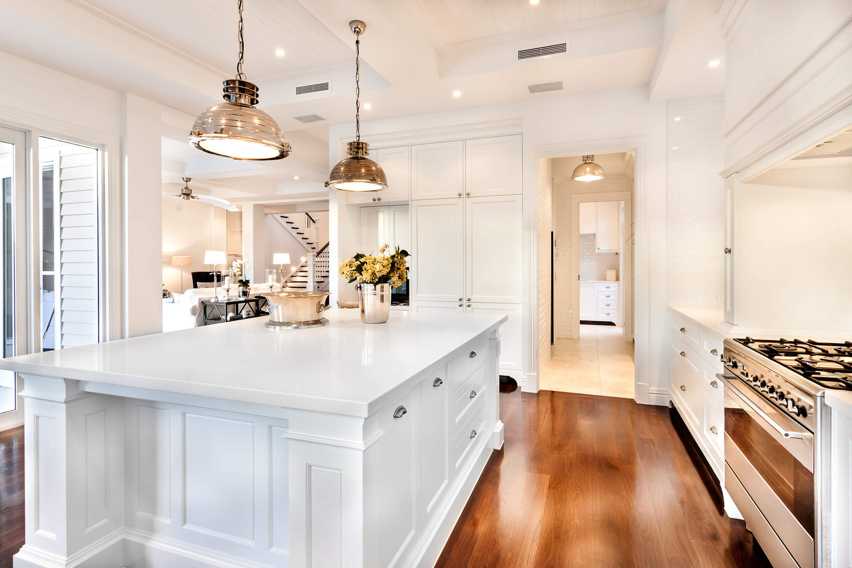 Hanging Light Fixtures - How to Calculate the Correct Height