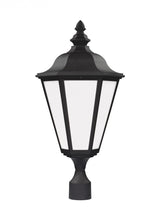 Traditional Post Mount Light from the Brentwood Collection