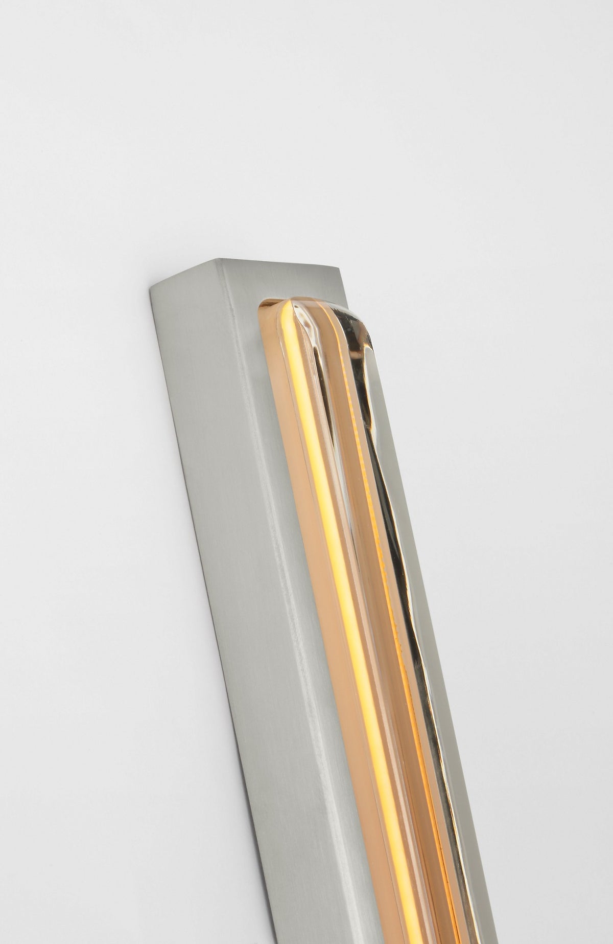 Bloccare 30 Vanity in Satin Nickel Universal 120V-277V 90 CRI 2700K