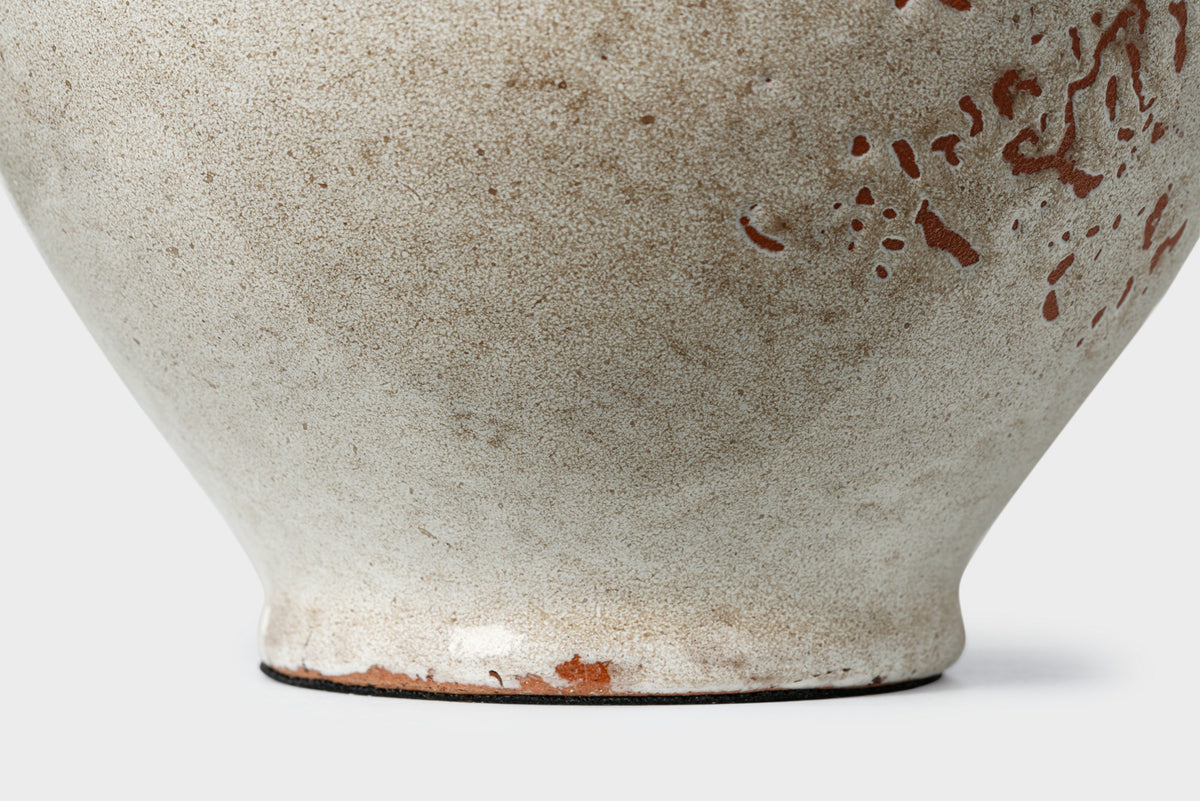 Gaios 13" Cordless Accent Lamp in Pharaoh White with Linen Shade