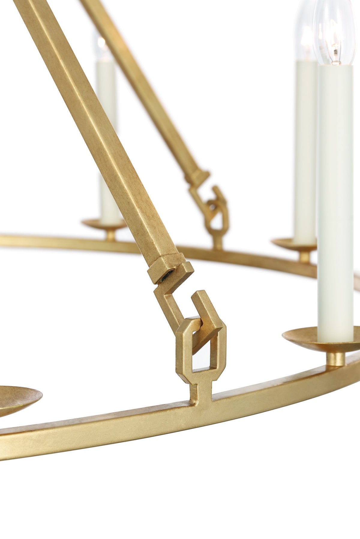 Darlana Extra Large Single Ring Chandelier in Gild