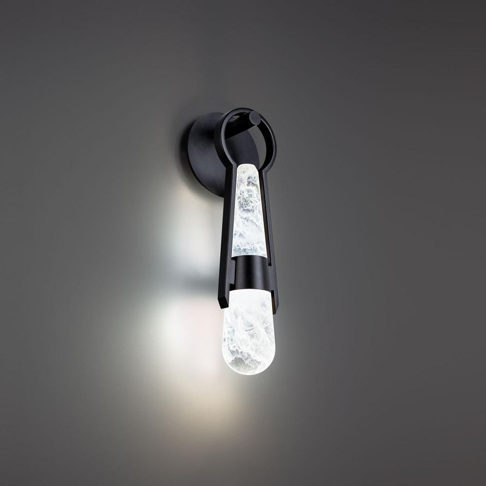 Traditional Wall Light from the Ezra Collection