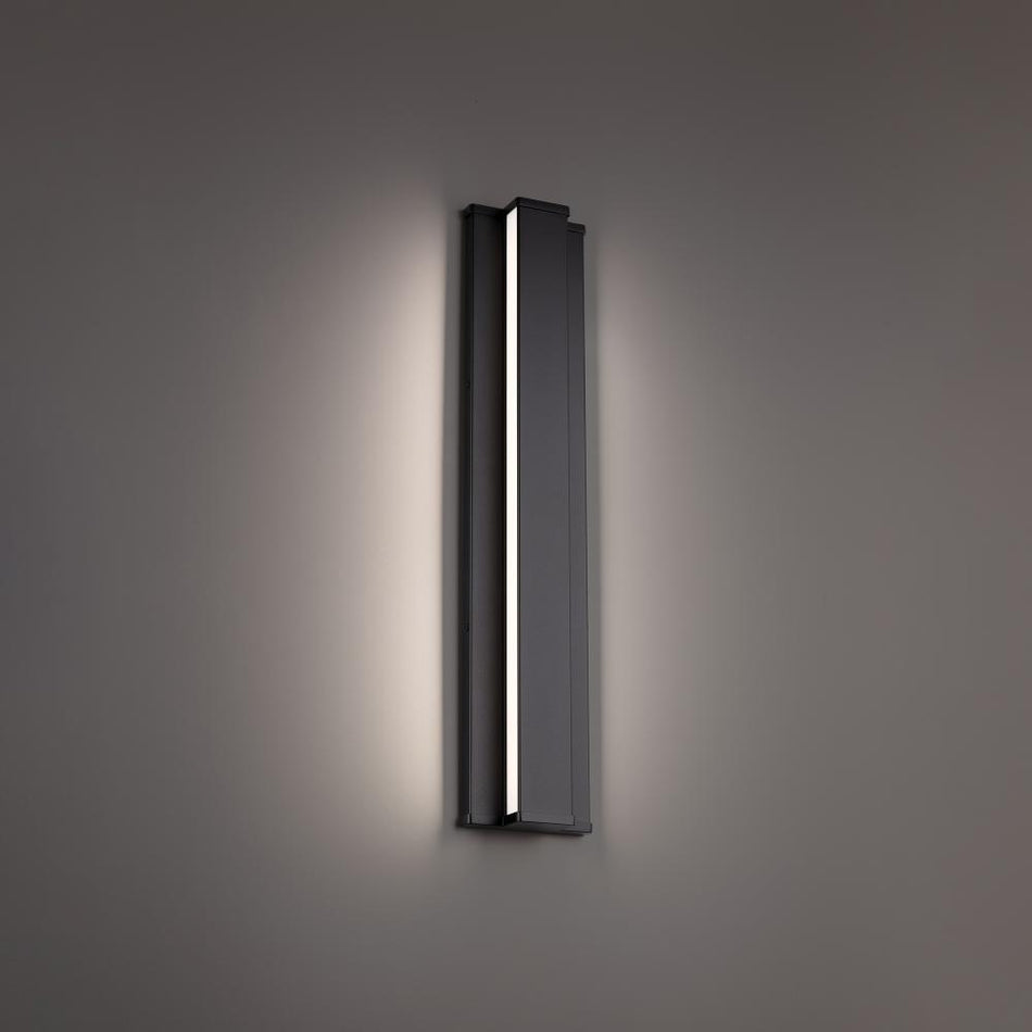 REVELS 48IN OUTDOOR SCONCE 3000K 3CCT