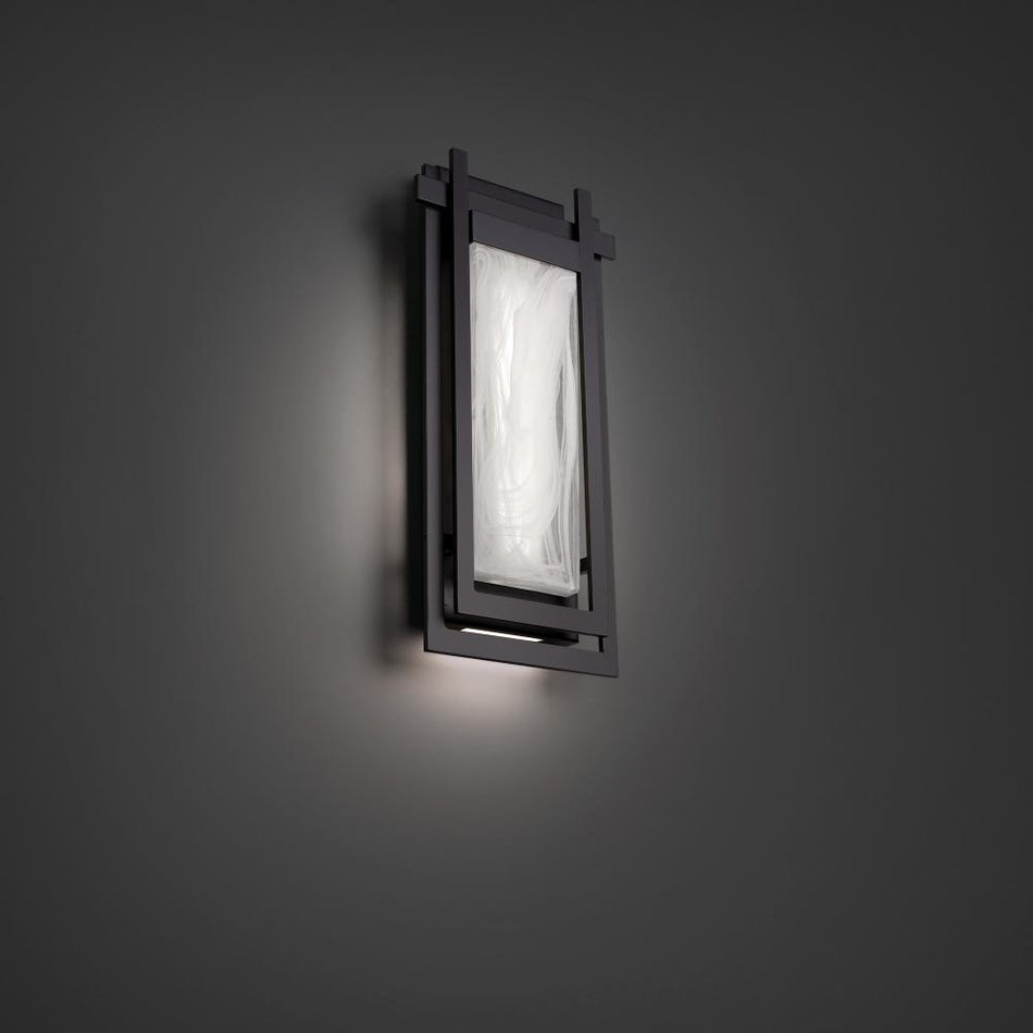 Traditional Wall Light from the Haze Collection